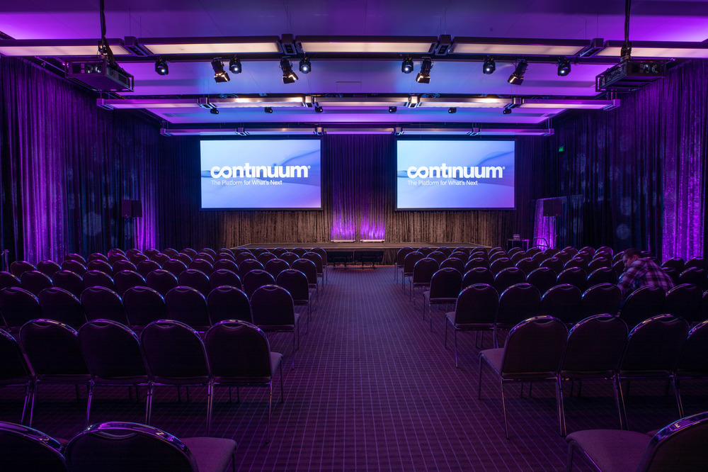 hybrid event virtual conferences