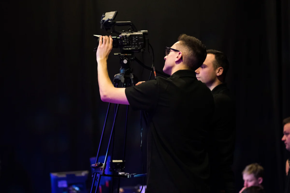 Everything You Need To Know About Planning A Hybrid Event